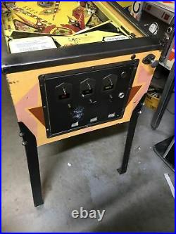 1970 Bally Pinball Machine Galahad Working Rare 2 Player