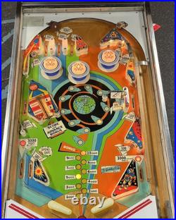 1972 Outer Space PINBALL MACHINE FULLY REFURBISHED PLAYS GREAT 2 PLAYERS SPACE