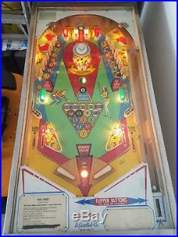 1973 Hot Shot Pinball Machine D. Gottlieb & Company Used Works Great