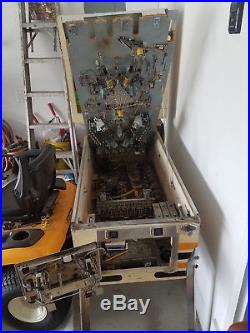 1973 Hot Shot Pinball Machine D. Gottlieb & Company Used Works Great