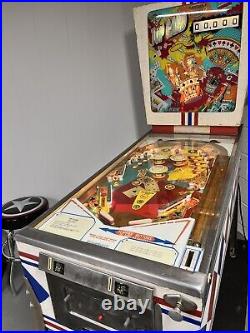 1974 Gottlieb'Top Card' Wedgehead Pinball Machine EM