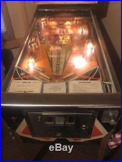 1974 Williams Lucky Ace Pinball Machine