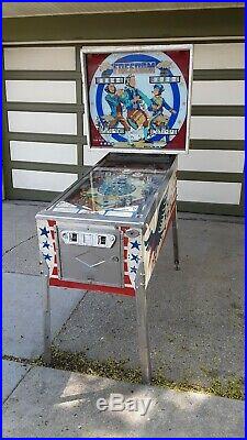 1976 Bally Freedom Pinball Machine EM Coin Op Arcade Patriotic Bicentennial