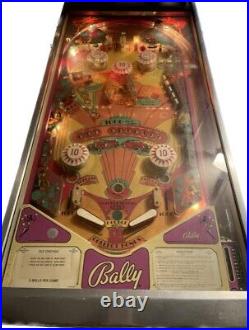 1976 Bally Old Chicago Pinball Machine in Good Condition