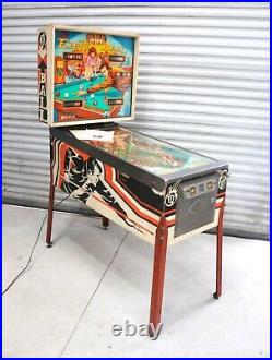 1977 Bally EIGHT BALL Pinball Machine- Fonzie Happy Days- Plays Great Read