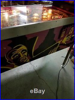 1977 Stern Dracula pinball machine