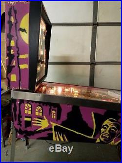 1977 Stern Dracula pinball machine