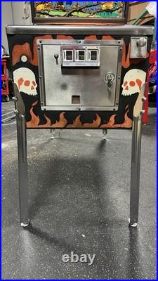 1979 Gorgar Pinball Machine Fully Refurbished First Talking Pin Nice Example