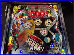 1980 Alien Poker Pinball Machine Professional Techs Nice Example