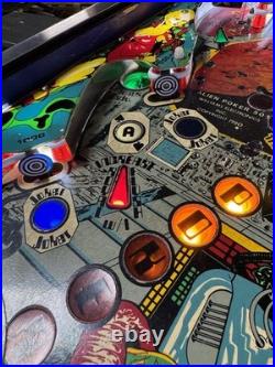1980 Alien Poker Pinball Machine Professional Techs Nice Example