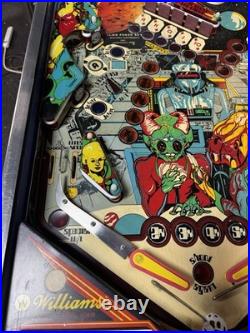 1980 Alien Poker Pinball Machine Professional Techs Nice Example