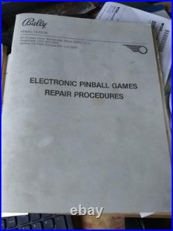 1980 Space Invaders wide body pinball maching