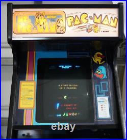 1981 Ms PAC-MAN / Pac-Man CABERET ARCADE MACHINE by MIDWAY Works Well