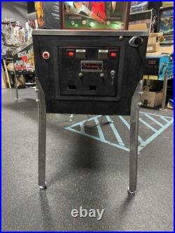1985 Bally 8 Eight Ball Champ Pinball Machine Super Rare Full Leds Plays Great 1985 Bally 8 Eight Ball Champ Pinball Machine Super Rare Full Leds Plays Great