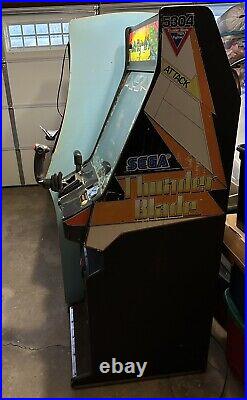 1987 SEGA THUNDER BLADE CABARET CABINET 100% Working Arcade Game VERY RARE! FUN