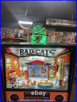 1989 Bad Cats Pinball Machine Leds Profesional Techs Leds Tons Of Extras Badcats