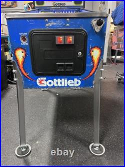 1993 Street Fighter II Pinball Machine Leds Professional Techs Plays Great 1993 Street Fighter II Pinball Machine Leds Professional Techs Plays Great