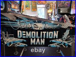 1994 Demolition Man Pinball Machine Stallone Bullock Snipes Leds Prof Techs