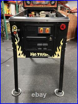 1995 No Fear Dangerous Sports Pinball Machine Plays Great Leds