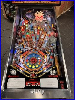 1995 No Fear Dangerous Sports Pinball Machine Plays Great Leds