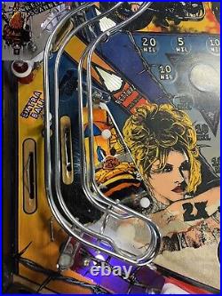 1996 Barb Wire Barbwire Pinball Machine Leds Pamela Anderson Professional Techs