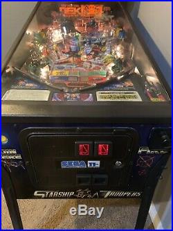 1997 Sega Starship Troopers Pinball Machine with Bright LED lights and Sounds