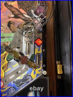 2002 Stern Harley Davidson Pinball Machine 2nd Edition Chrome Only 600 Made Leds 2002 Stern Harley Davidson Pinball Machine 2nd Edition Chrome Only 600 Made Leds