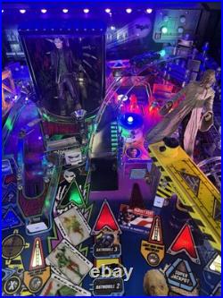 2008 Batman The Dark Knight Pinball Machine Stern Leds Prof Tech Joker Scarecrow 2008 Batman The Dark Knight Pinball Machine Stern Leds Prof Tech Joker Scarecrow