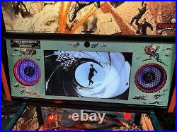 2022 Stern James Bond 007 Le Limited Edition Pinball Machine Plays Great