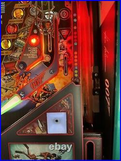 2022 Stern James Bond 007 Le Limited Edition Pinball Machine Plays Great