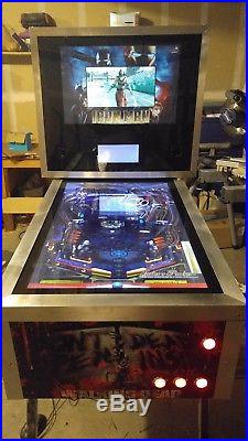 32 The Walking Dead themed virtual pinball table $150 off! Limited time