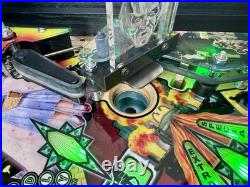 75th Anniversary Wizard of oz Ruby Red Edition Pinball Machine