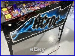 AC/DC Back in Black Limited Pinball Machine #218 of 300 Free Shipping Stern