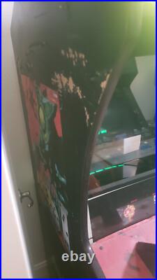 AREA 51 ARCADE MACHINE by ATARI 1995 With CRT MOSTLY WORKING NEEDS TLCREAD AREA 51 ARCADE MACHINE by ATARI 1995 With CRT MOSTLY WORKING NEEDS TLCREAD