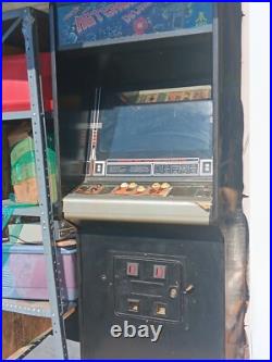 ASTEROIDS ARCADE MACHINE by ATARI 1979 (Excellent Condition) RARE