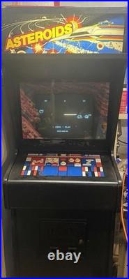 ASTEROIDS ARCADE MACHINE by ATARI 1979 (Great Condition) RARE
