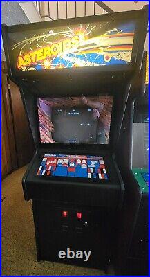 ASTEROIDS ARCADE MACHINE by ATARI 1979 (Very Good Condition) with extra pcb