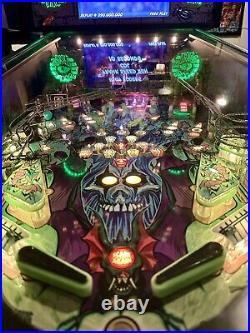 Alice Cooper's Nightmare Castle Pinball SEE DESCRIPTION