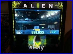 Alien Standard Edition Pinball Machine