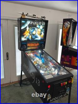Apollo 13 Pinball Machine With Topper