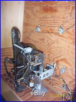 BALLY 1940 FLEET antique woodrail pinball machine, coin op