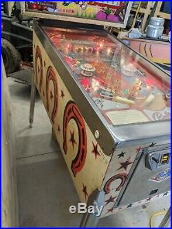 BALLY FLIP FLOP PINBALL MACHINE EM plays decent. Can deliver or ship Wooster OH