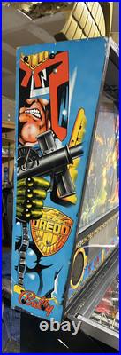 BALLY JUDGE DREDD PINBALL MACHINE GREAT CONDITION LEDs