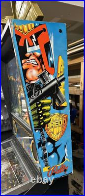 BALLY JUDGE DREDD PINBALL MACHINE GREAT CONDITION LEDs