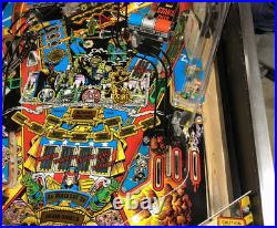 BALLY JUDGE DREDD PINBALL MACHINE GREAT CONDITION LEDs