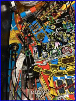 BALLY JUDGE DREDD PINBALL MACHINE GREAT CONDITION LEDs