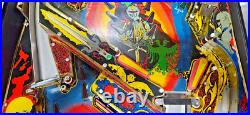BLACK KNIGHT Pinball Machine Williams 1980 2784 BLACK KNIGHT Pinball Machine Williams 1980 2784
