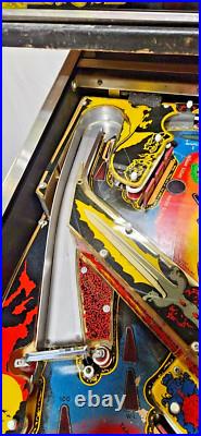 BLACK KNIGHT Pinball Machine Williams 1980 2784 BLACK KNIGHT Pinball Machine Williams 1980 2784