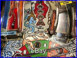 Bad Catz Pinball Machine, Williams