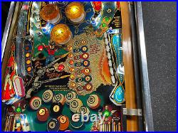 Bally 1982 Eight Ball Deluxe Le Pinball Machine Leds Plays Great Super Playfield